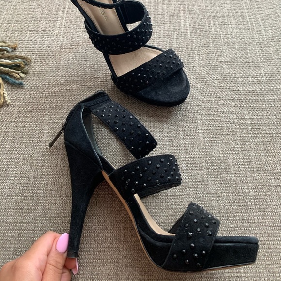 VIA SPIGA Suede Sandal - Picture 2 of 9